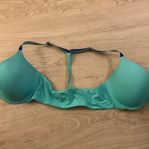 Victoria’s Secret 32DD racer back semi Demi bra - Picture 4 of 5